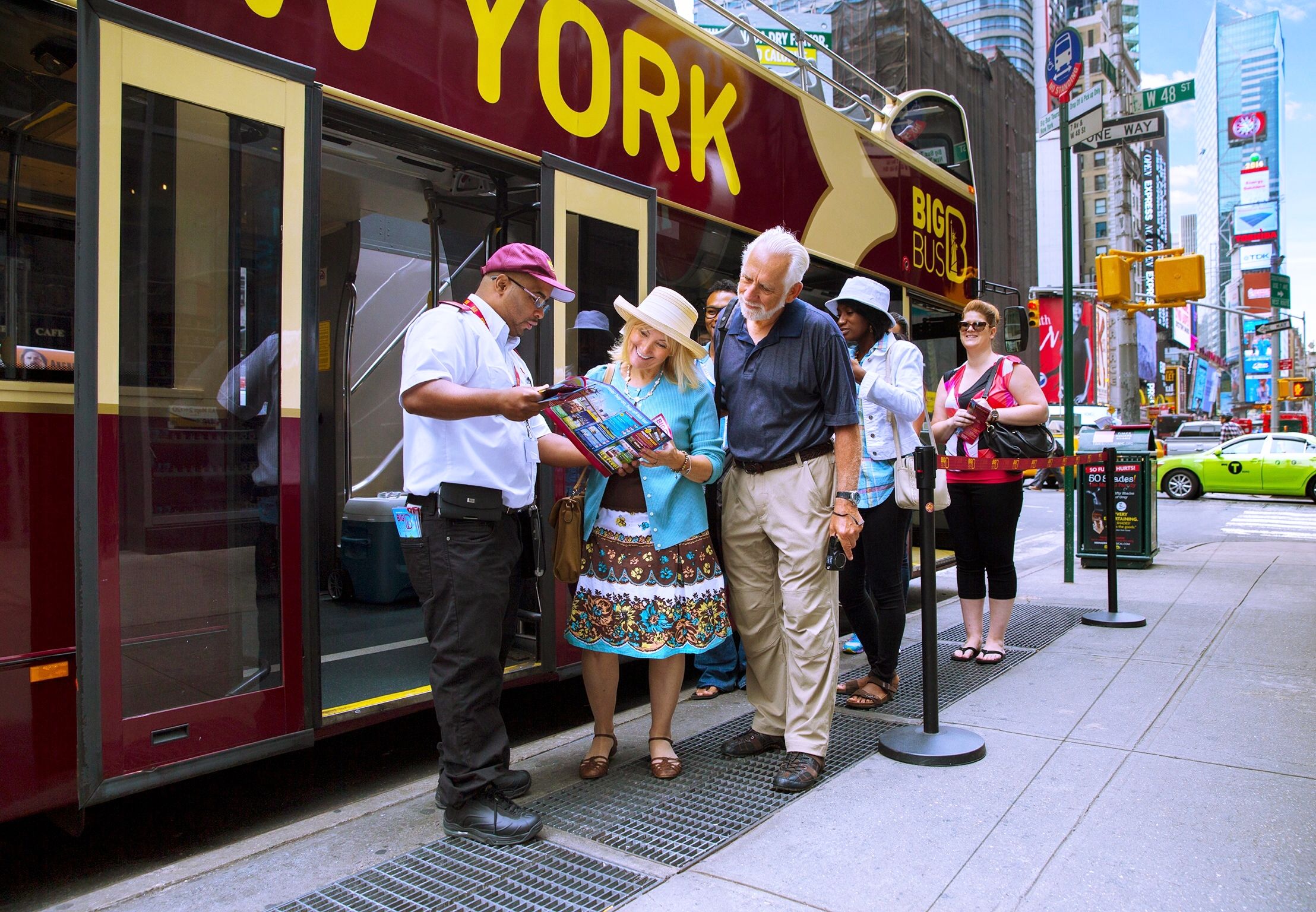 Big Bus New York Classic Hop-On, Hop-Off Tour & Lady Liberty Cruise